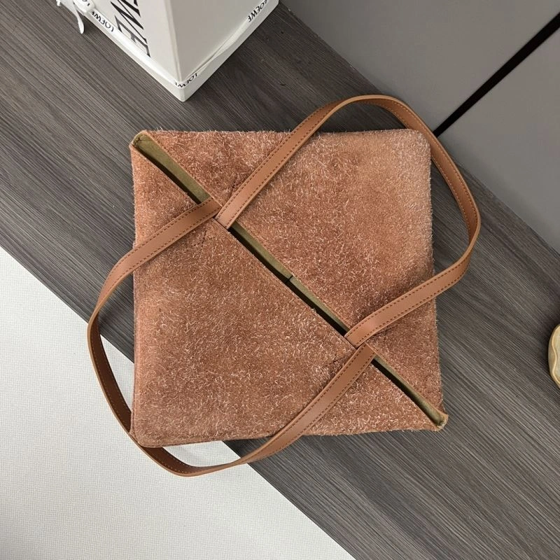 Loewe Puzzle Bags Resilient 77376