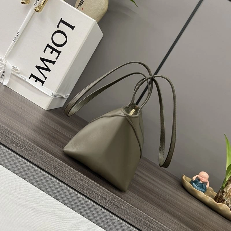 Neat Loewe Puzzle Bags 77372