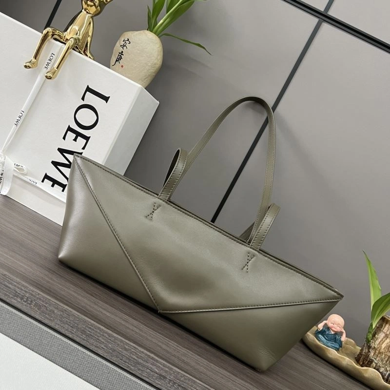 Neat Loewe Puzzle Bags 77372