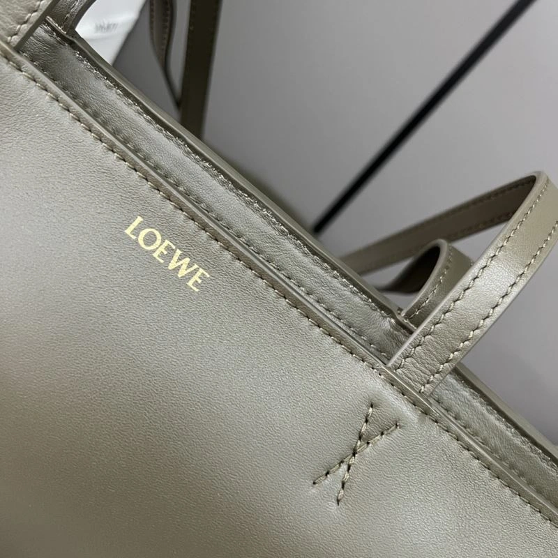 Neat Loewe Puzzle Bags 77372