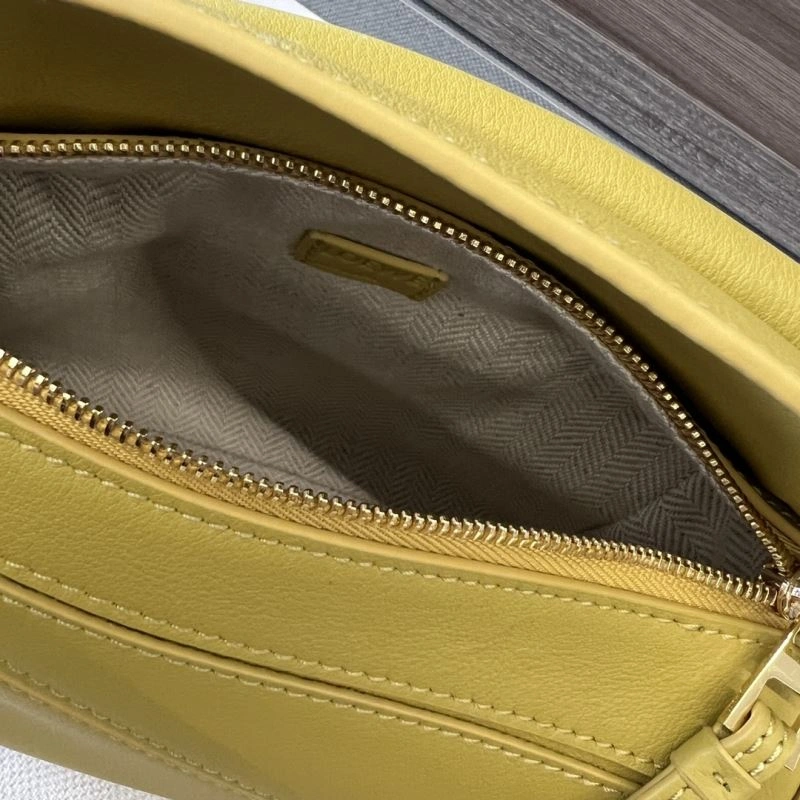 Unique Loewe Puzzle Bags 77356
