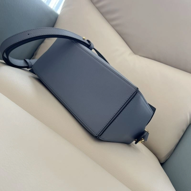 Durable Loewe Puzzle Bags 77354