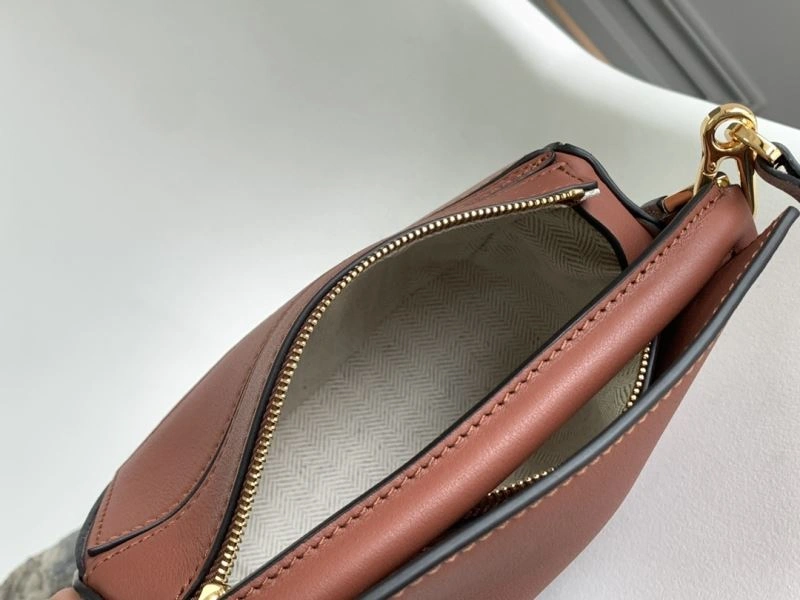 Popular Loewe Puzzle Bags 77353