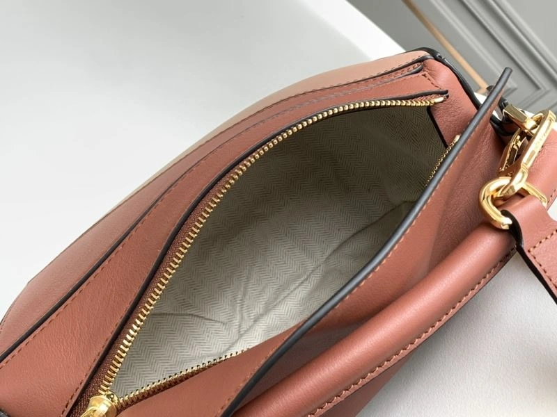 Loewe Puzzle Bags Chic 77340
