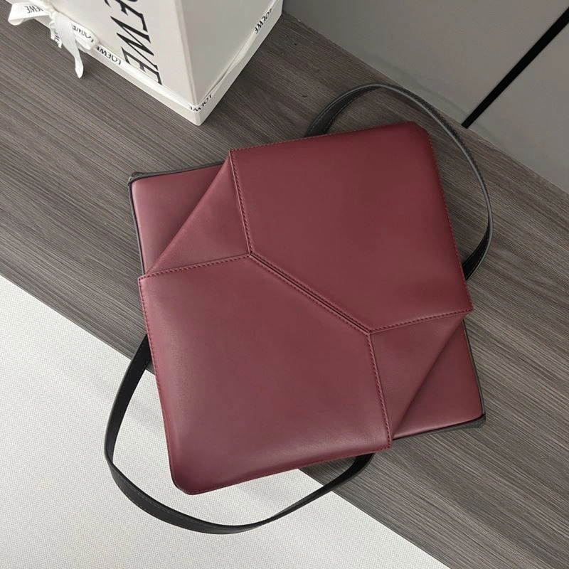 OnTrend Loewe Puzzle Bags 77345