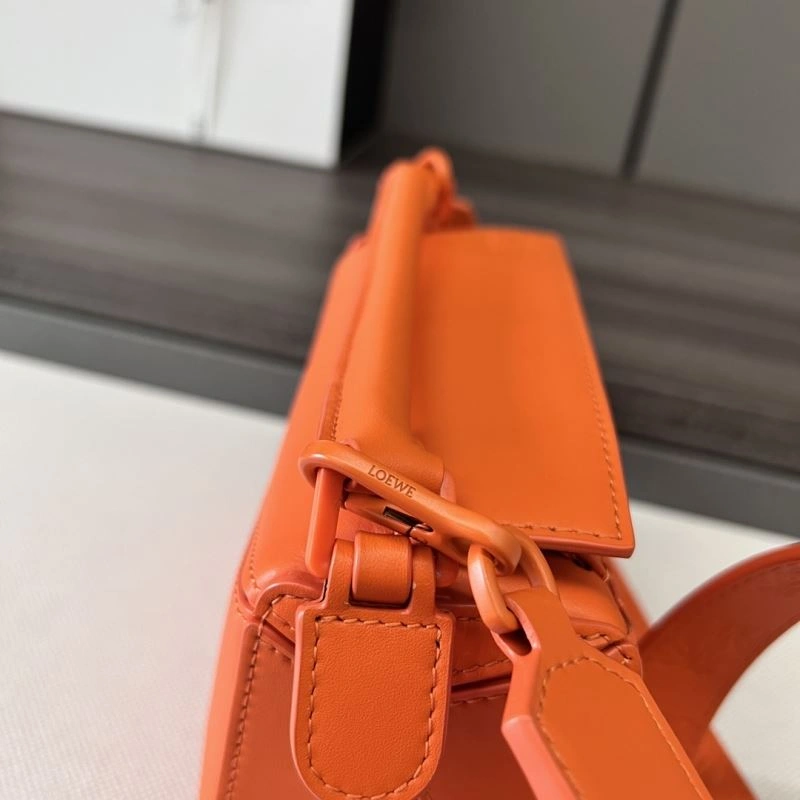 Trendy Loewe Puzzle Bags 73322