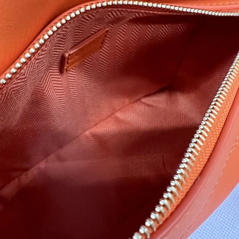 Trendy Loewe Puzzle Bags 73322
