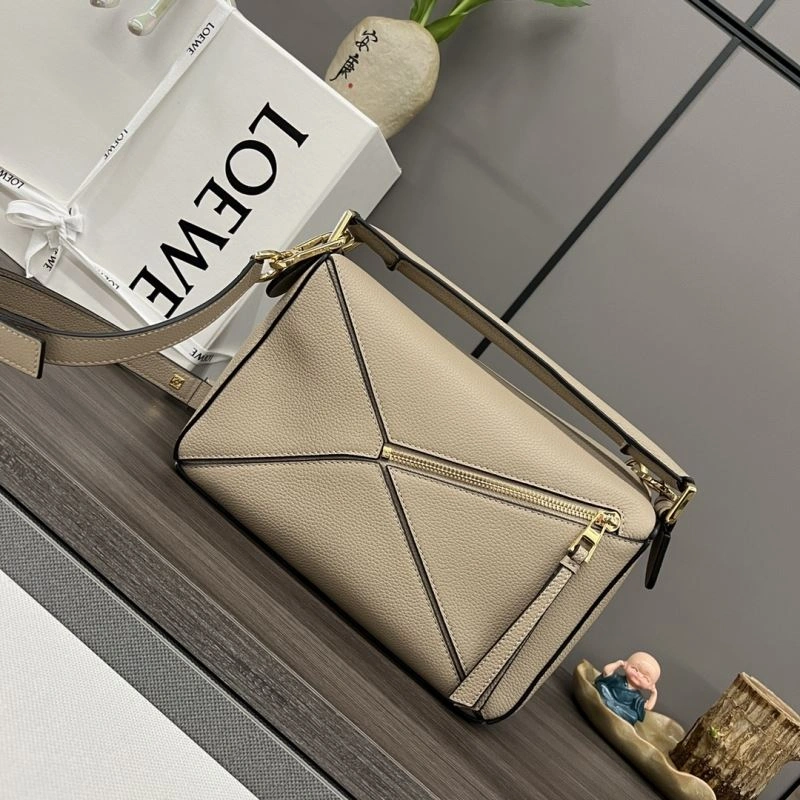 Soft Loewe Puzzle Bags 73361