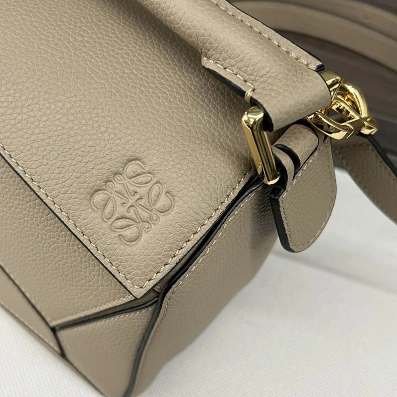 Soft Loewe Puzzle Bags 73361