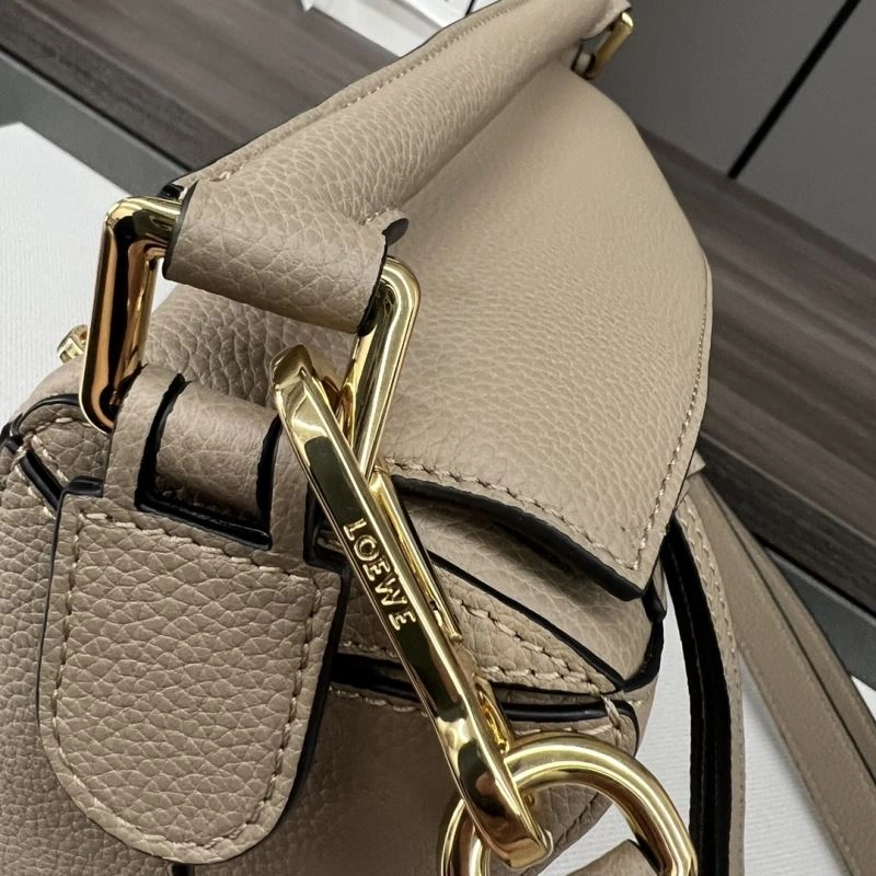 Soft Loewe Puzzle Bags 73361