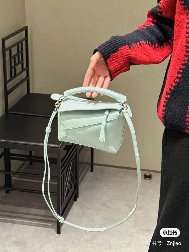 Timeless Loewe Puzzle Bags 73354