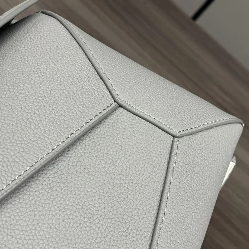 Loewe Puzzle Bags Resilient 73303