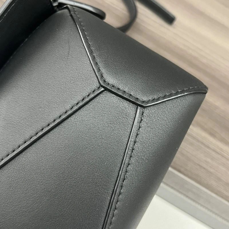 ModernLook Loewe Puzzle Bags 73306