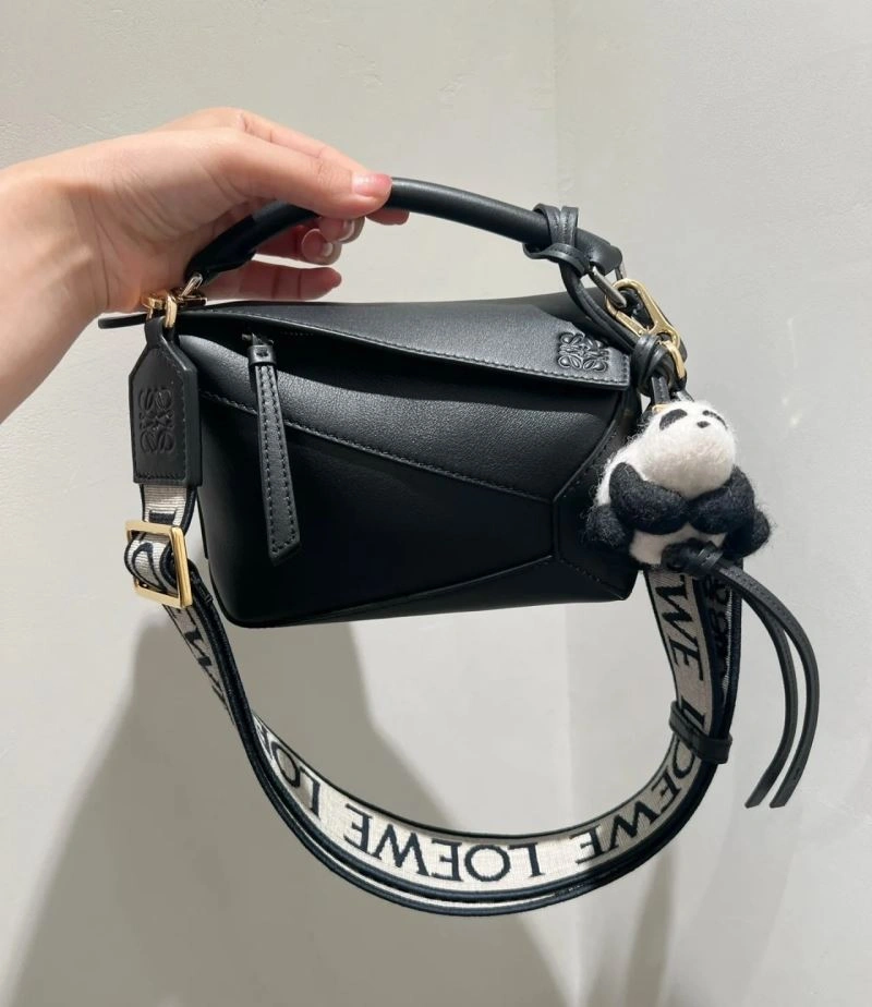 ModernLook Loewe Puzzle Bags 73306