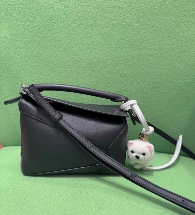 ModernLook Loewe Puzzle Bags 73306