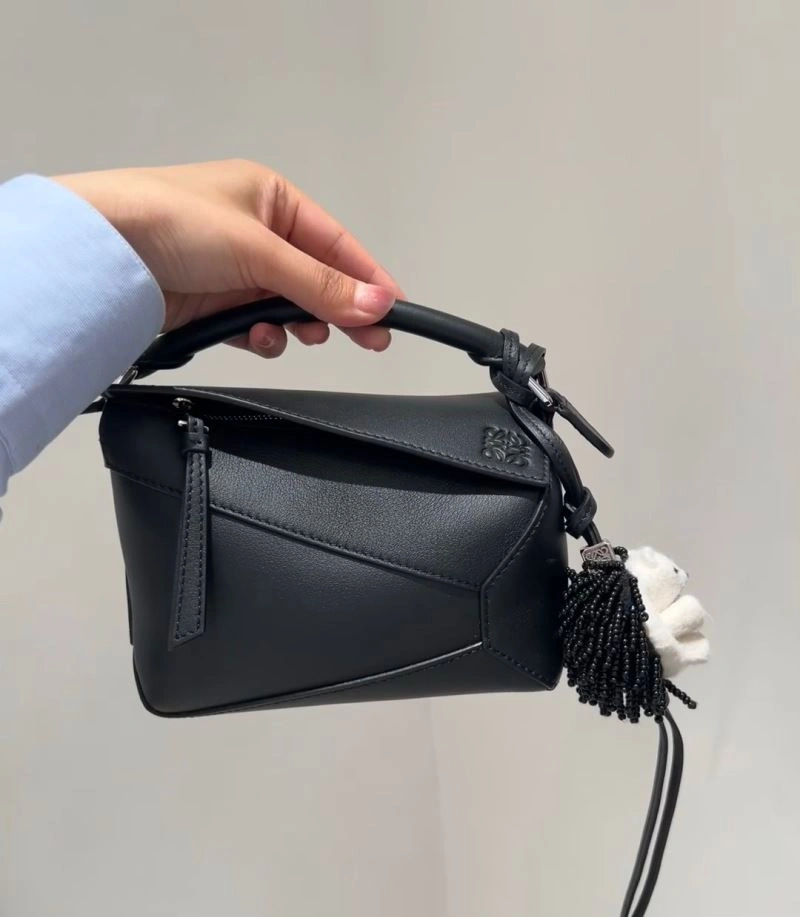ModernLook Loewe Puzzle Bags 73306