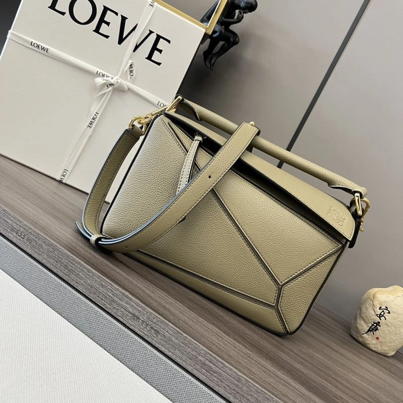 Versatile Loewe Puzzle Bags 73334