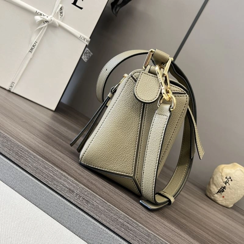 Versatile Loewe Puzzle Bags 73334