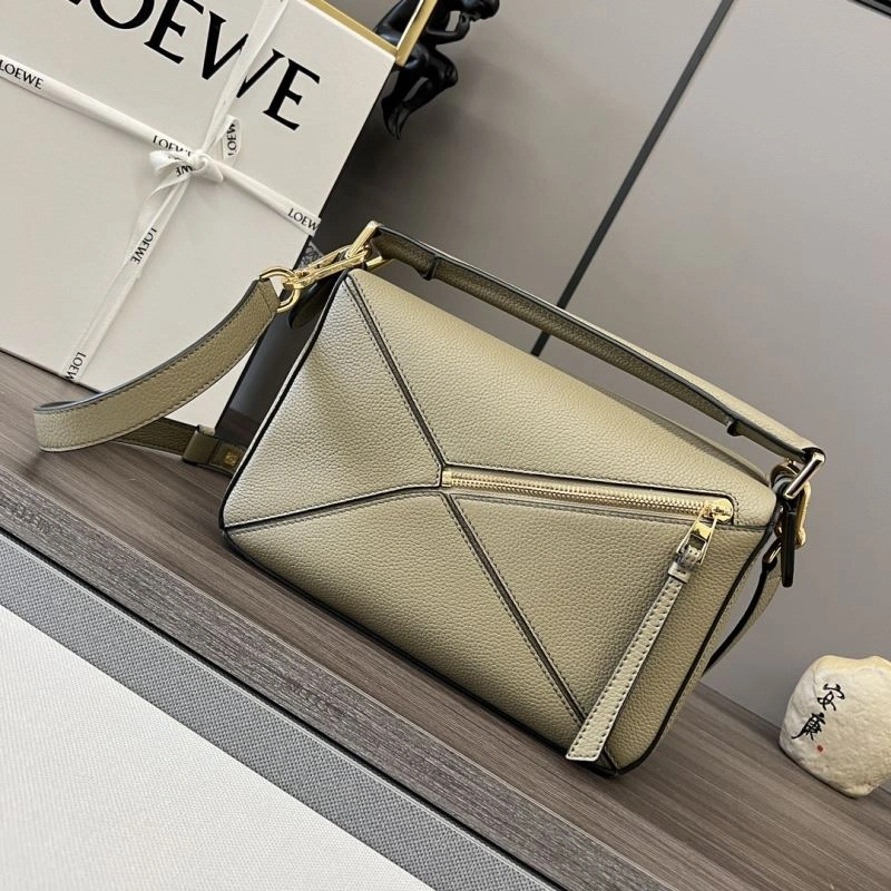 Versatile Loewe Puzzle Bags 73334