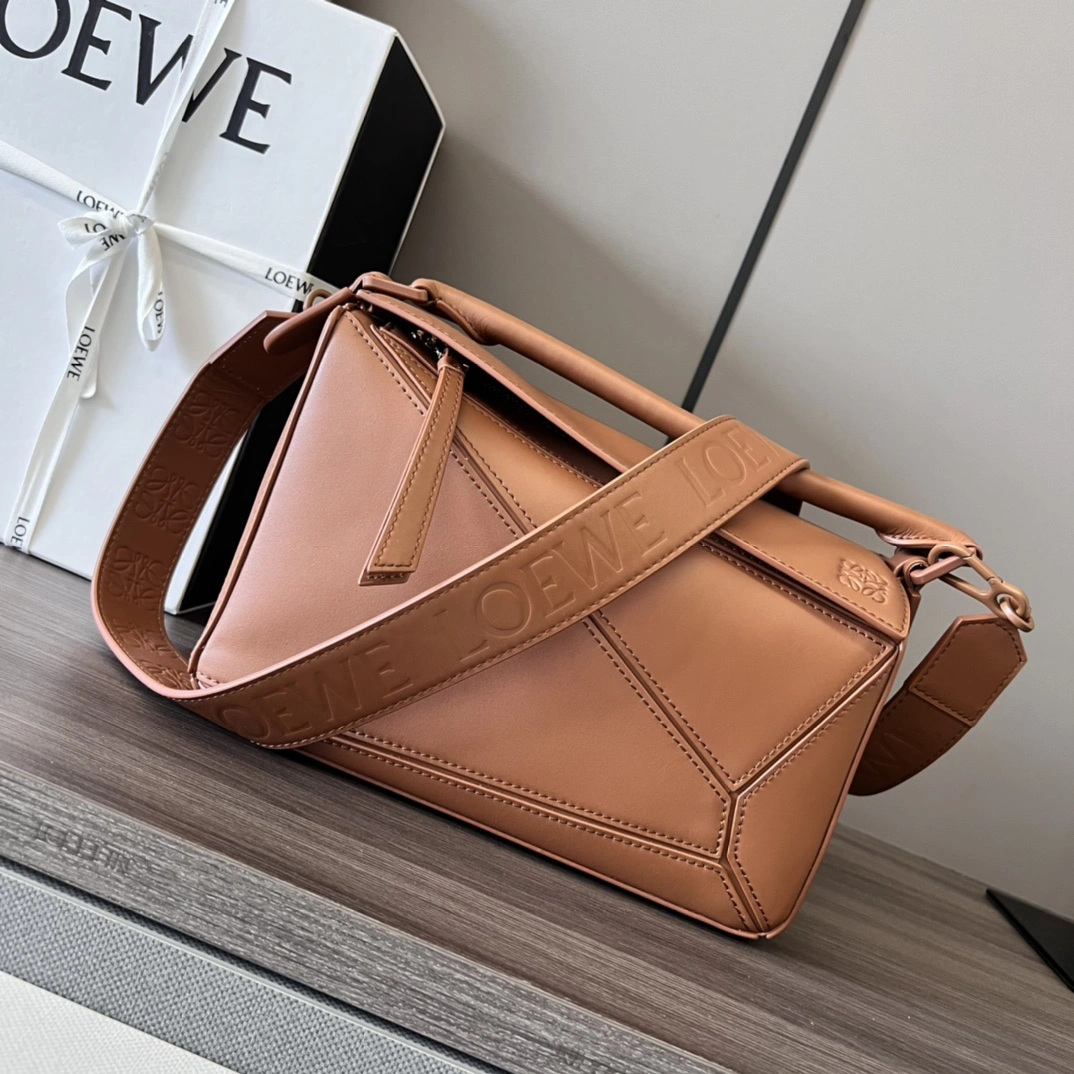 Loewe Puzzle Bags Efficient 72125