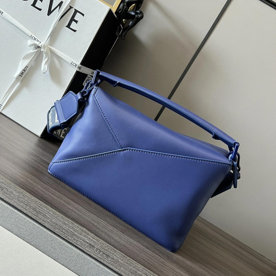 Efficient Loewe Puzzle Bags 72123