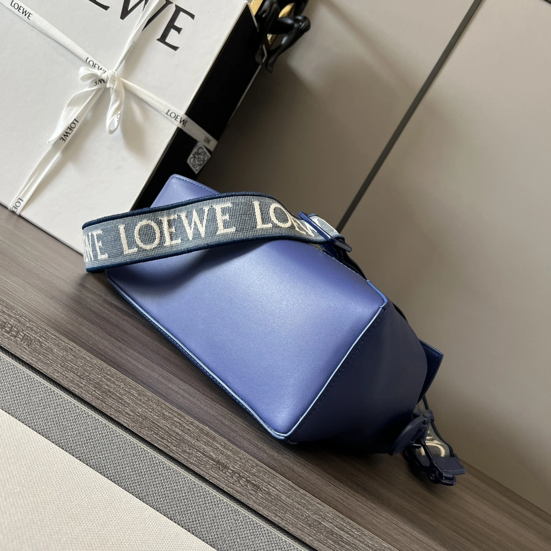 Efficient Loewe Puzzle Bags 72123
