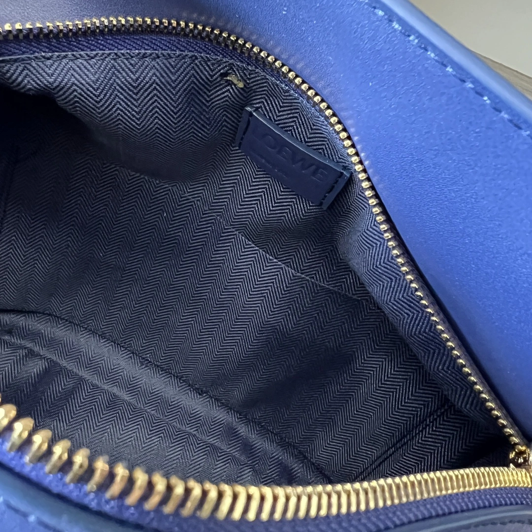 Efficient Loewe Puzzle Bags 72123
