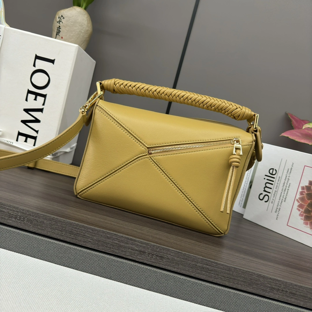 Loewe Puzzle Bags FashionForward 72120