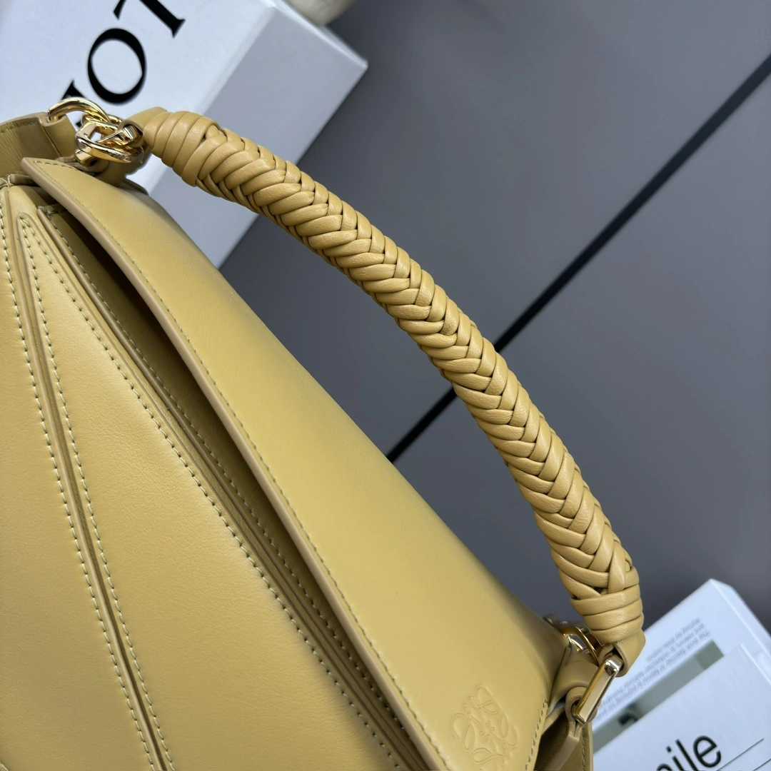 Loewe Puzzle Bags FashionForward 72120