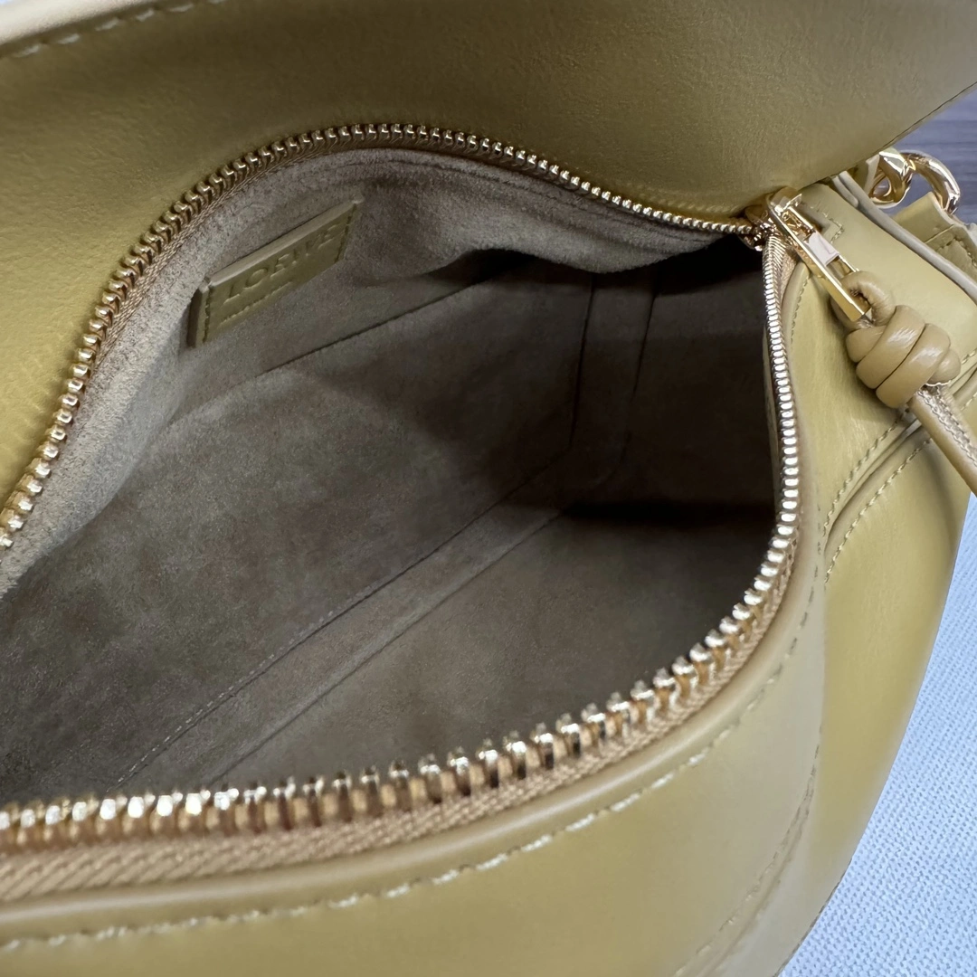 Loewe Puzzle Bags FashionForward 72120