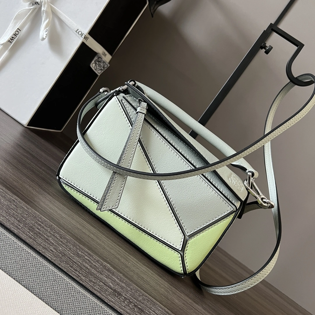 Loewe Puzzle Bags Contemporary 72138