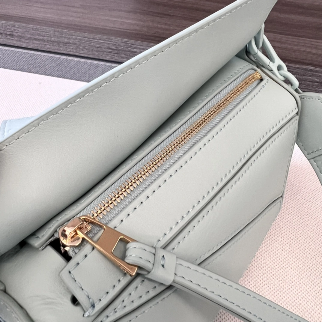 Loewe Puzzle Bags SmartChoice 72106