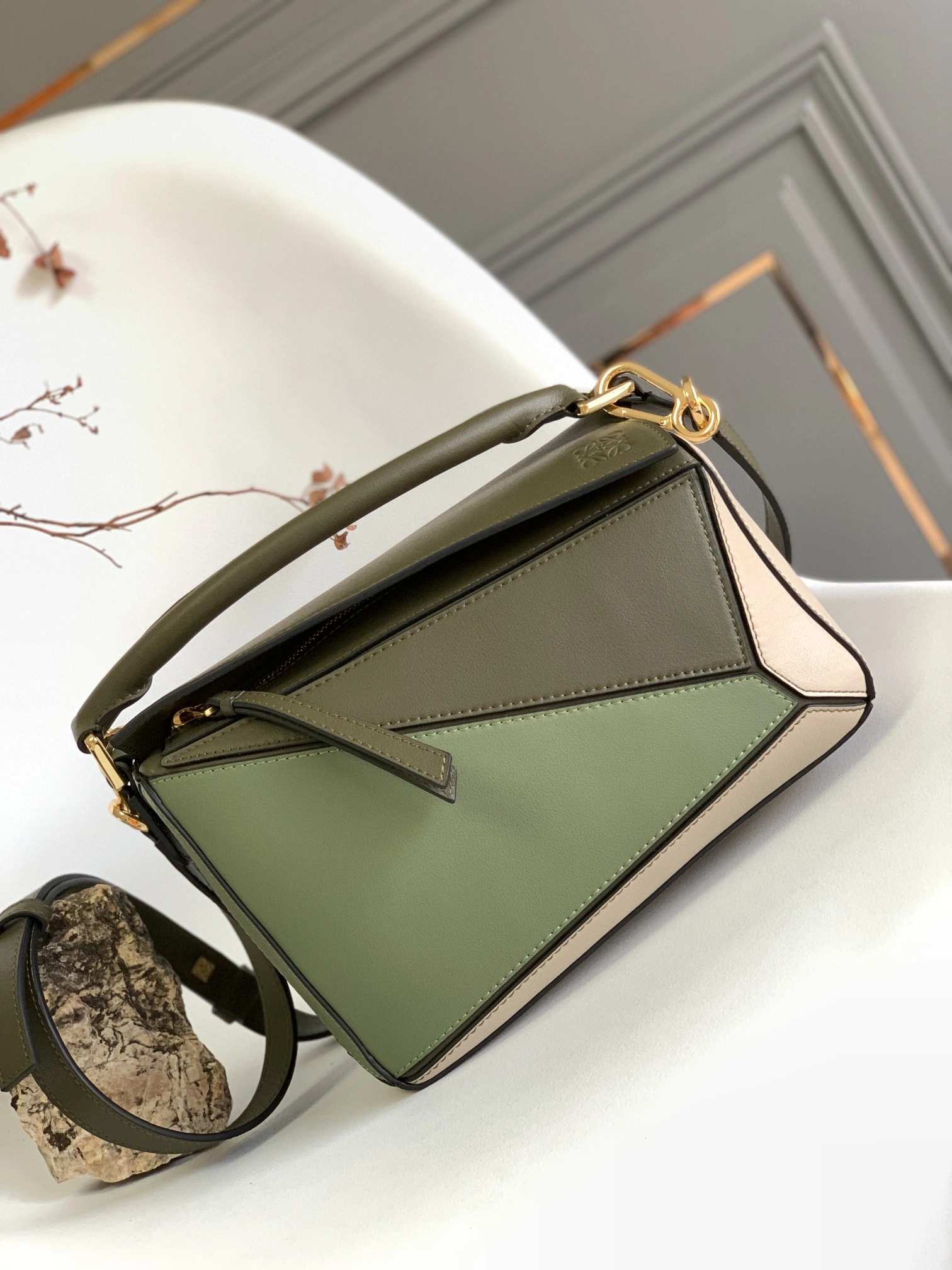 Original Loewe Puzzle Bags 72105