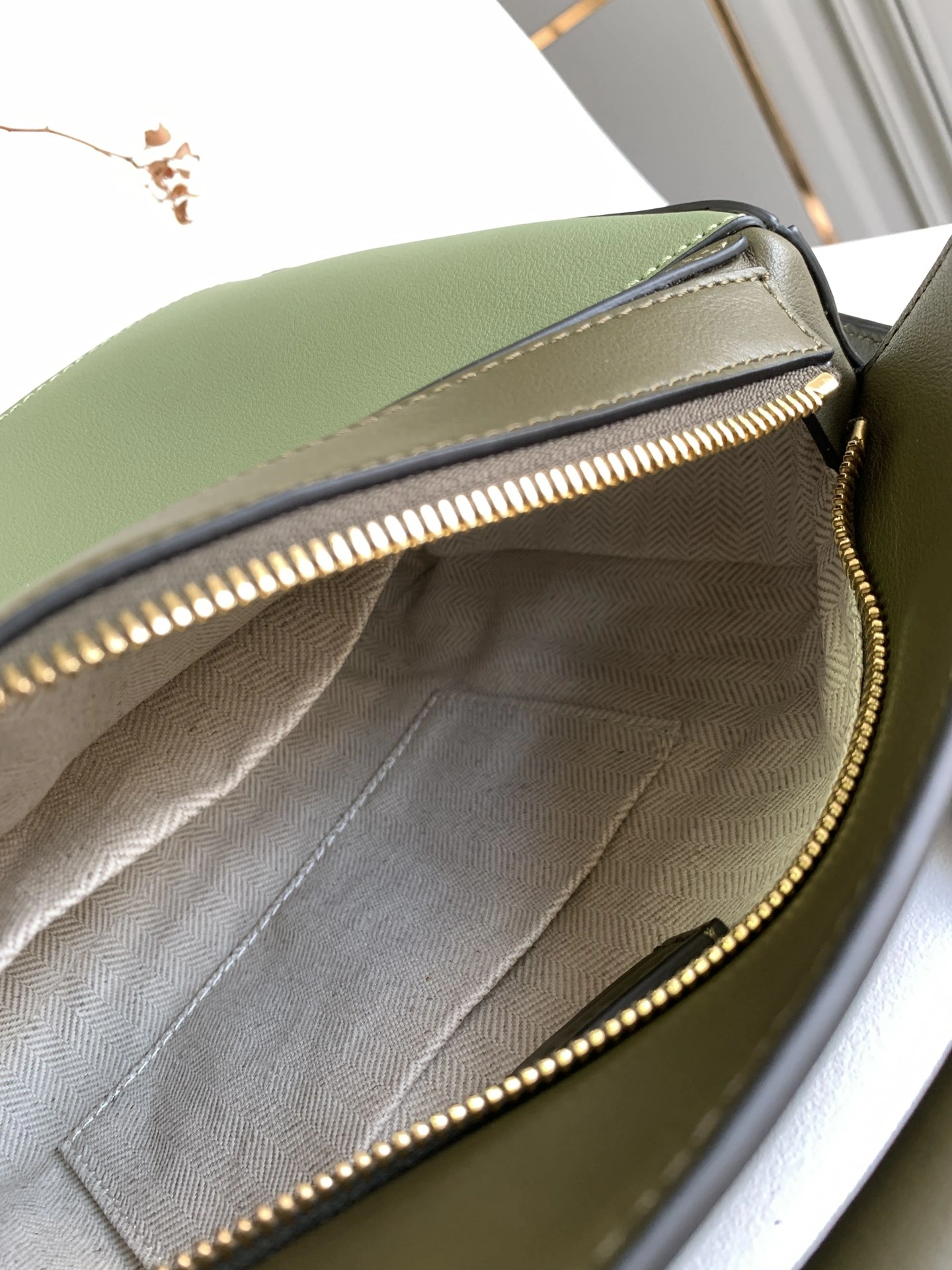 Original Loewe Puzzle Bags 72105