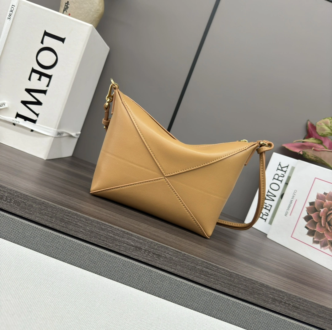 Loewe Puzzle Bags SmoothTexture 72109