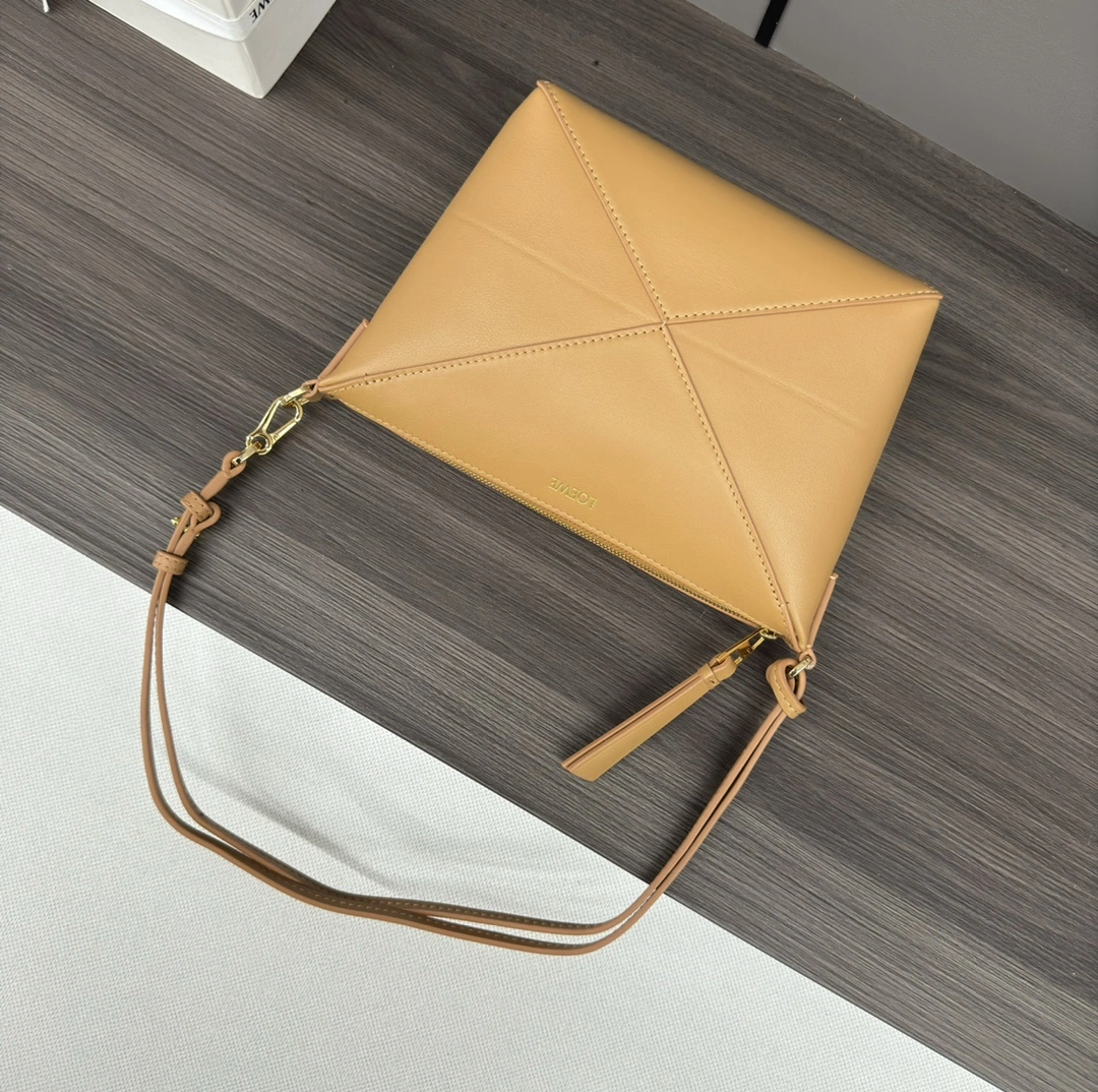 Loewe Puzzle Bags SmoothTexture 72109