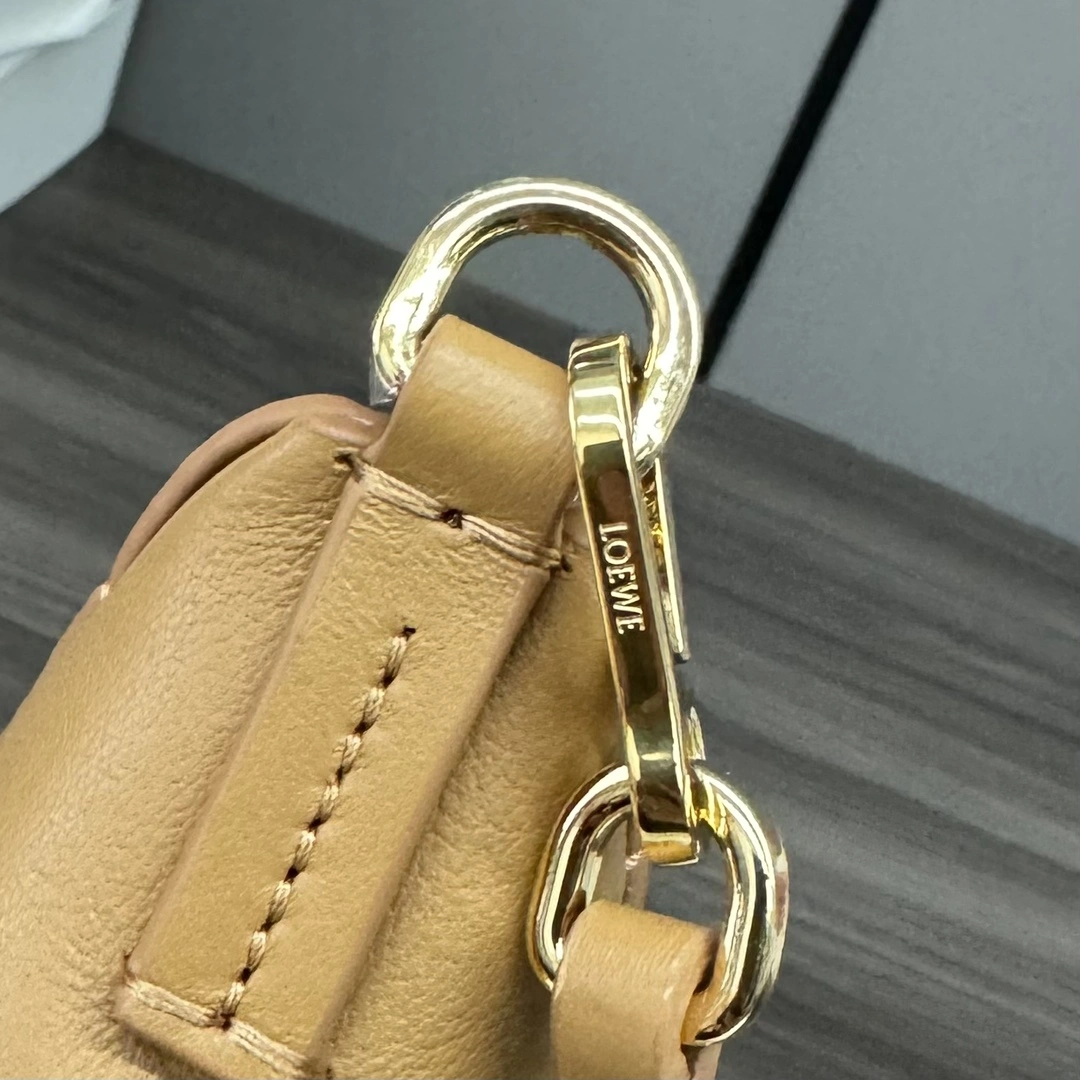 Loewe Puzzle Bags SmoothTexture 72109