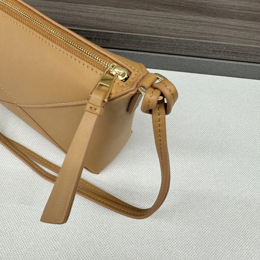 Loewe Puzzle Bags SmoothTexture 72109