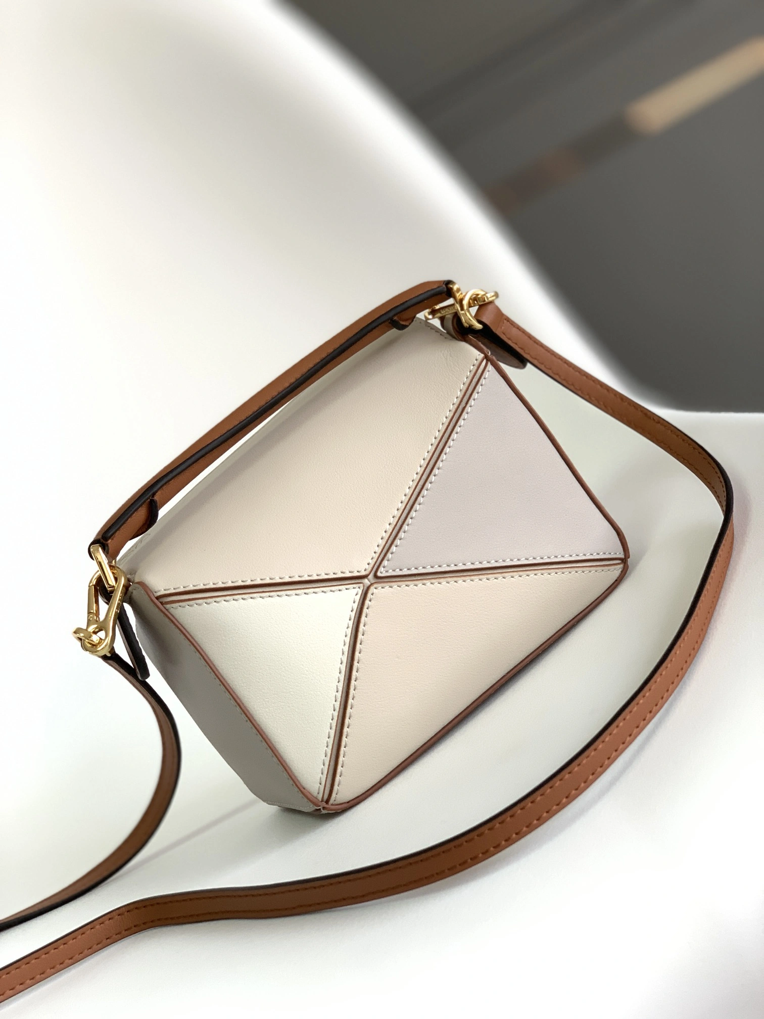 MoistureWicking Loewe Puzzle Bags 72107