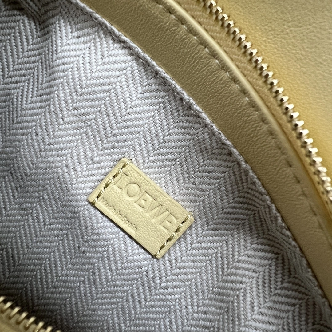 Modern Loewe Puzzle Bags 72102