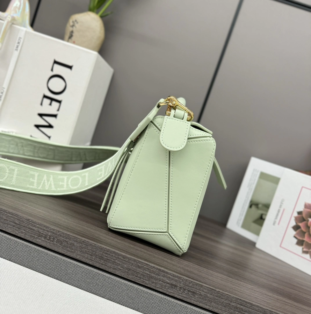 Loewe Puzzle Bags SmartChoice 72108