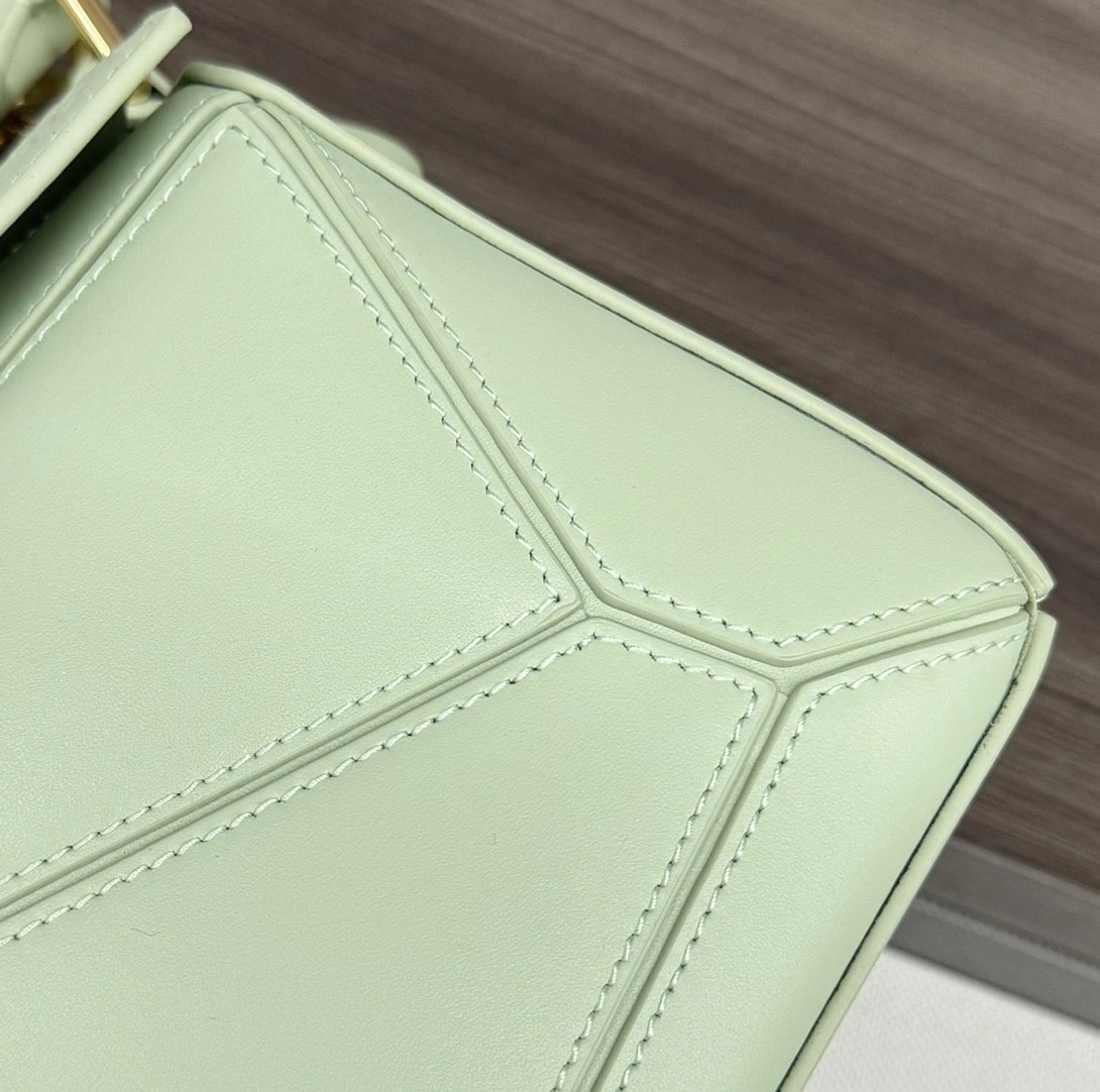 Loewe Puzzle Bags SmartChoice 72108
