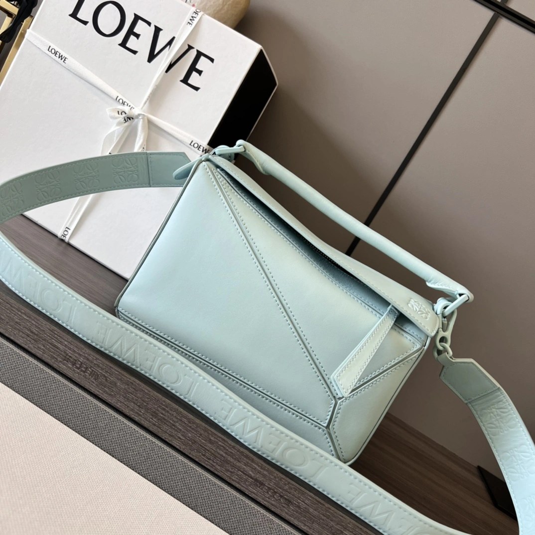 OdorResistant Loewe Puzzle Bags 72112