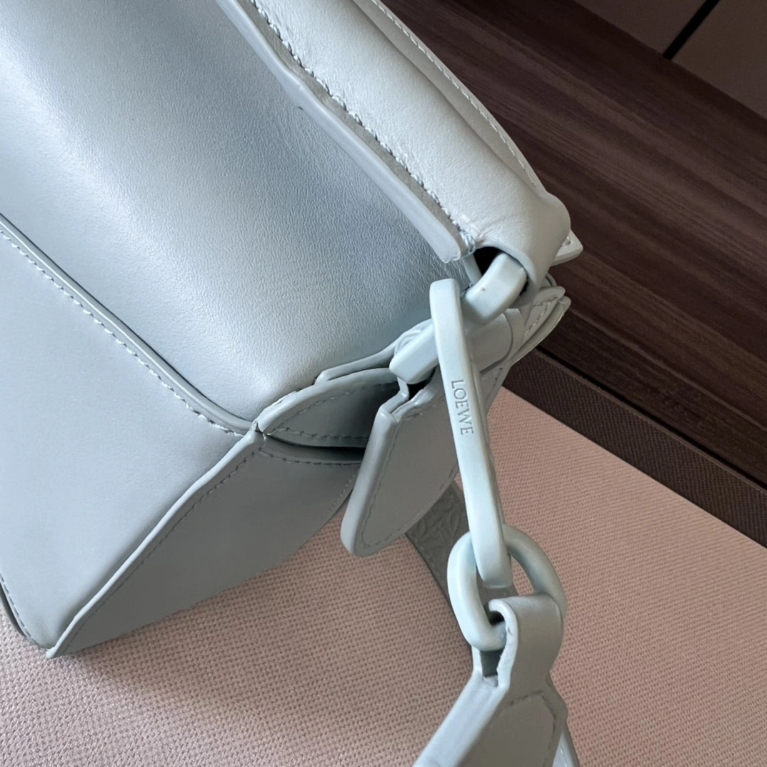 OdorResistant Loewe Puzzle Bags 72112