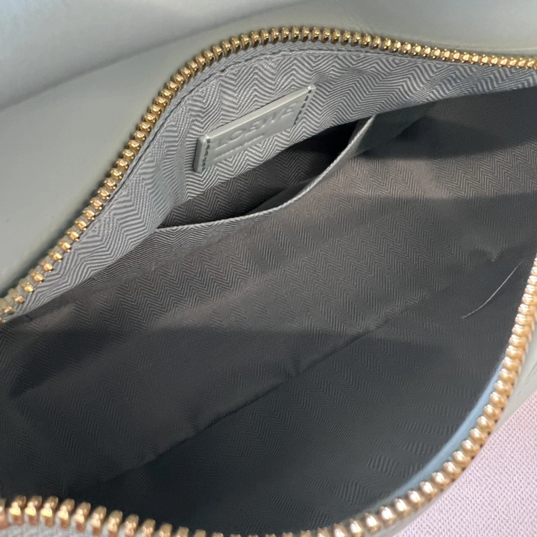OdorResistant Loewe Puzzle Bags 72112