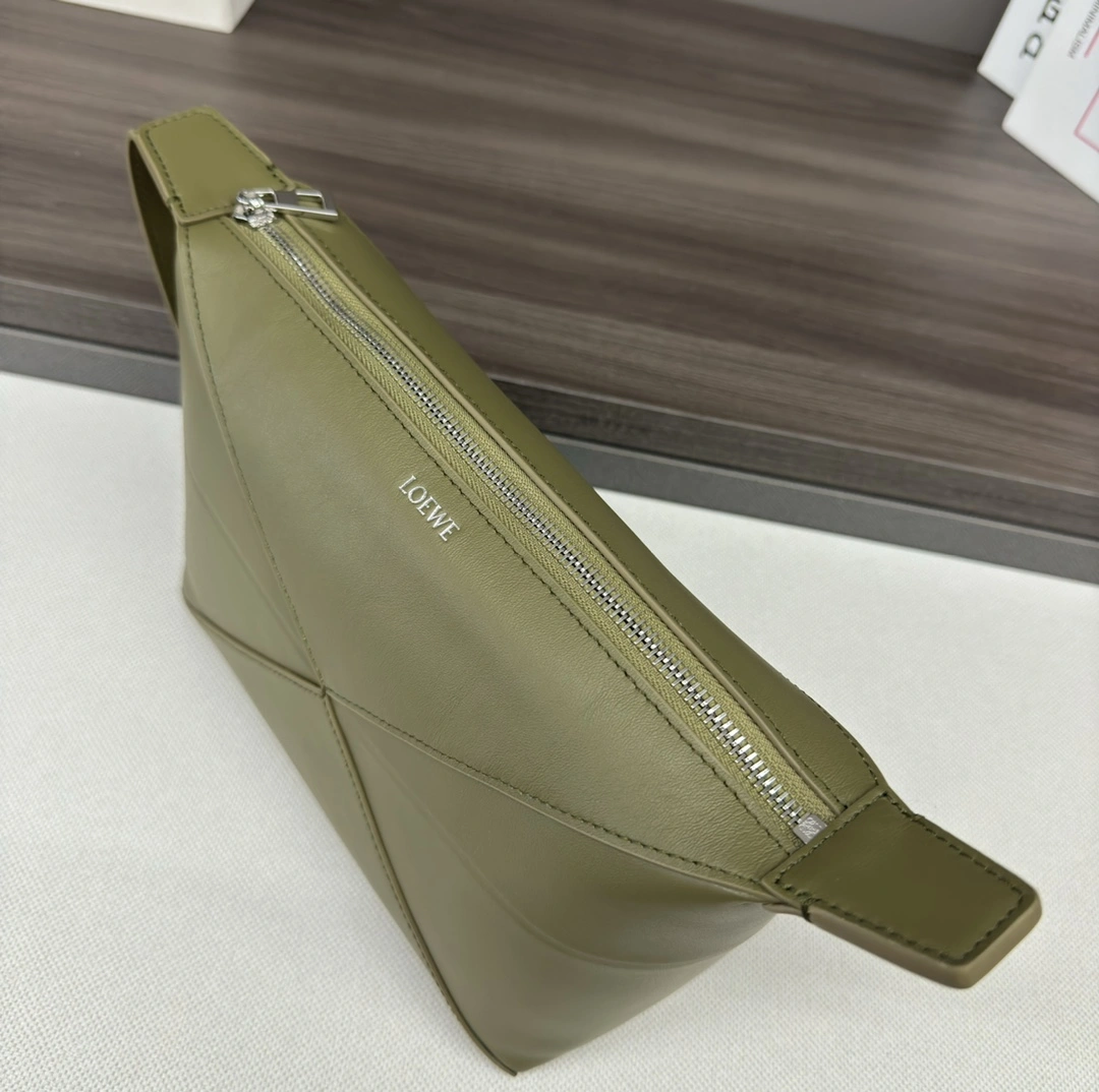 Loewe Puzzle Bags Sporty 72099