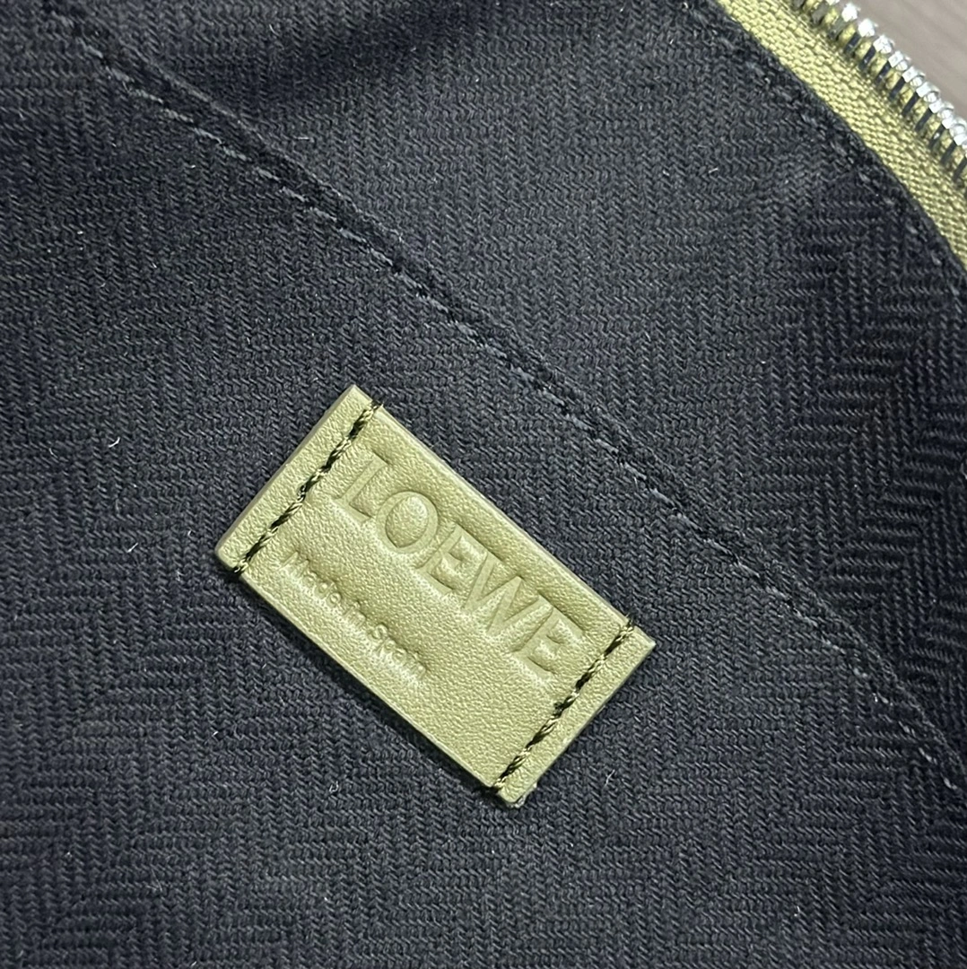 Loewe Puzzle Bags Sporty 72099