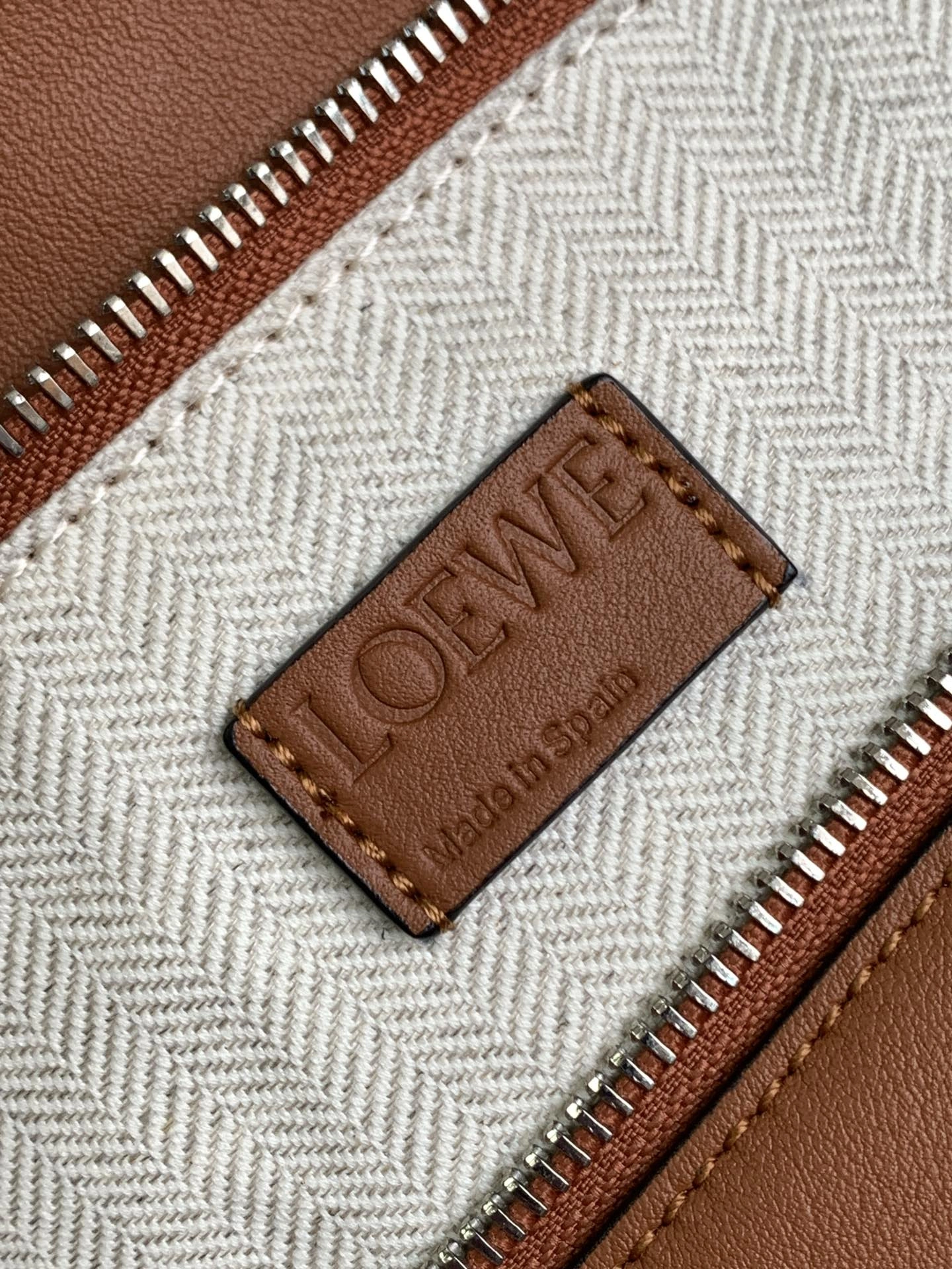 Loewe Puzzle Bags Resilient 72113