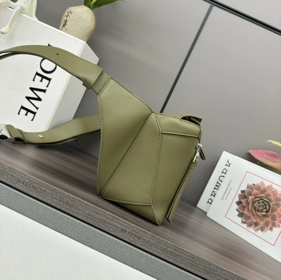 Loewe Puzzle Bags EyeCatching 72100