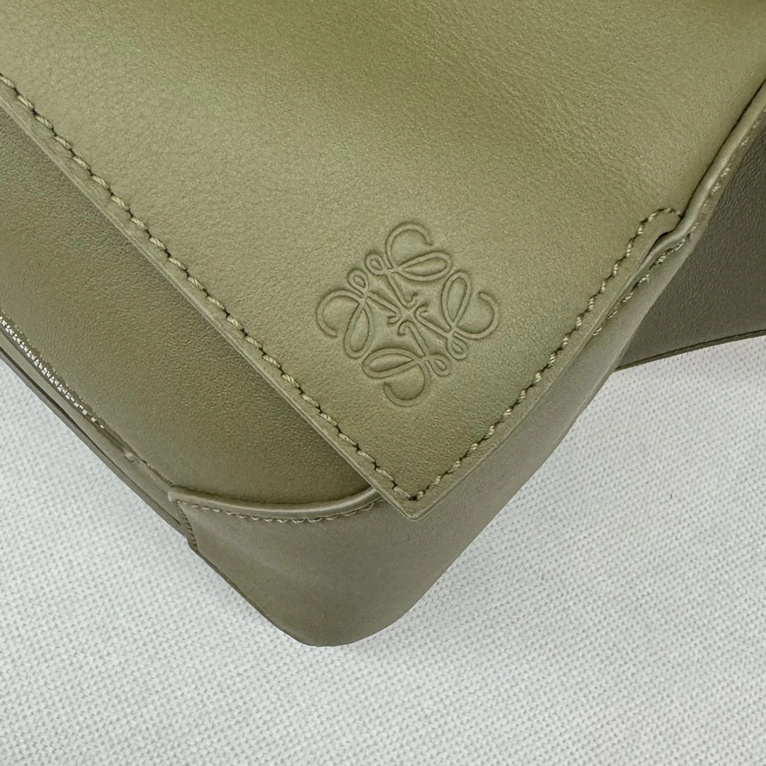 Loewe Puzzle Bags EyeCatching 72100